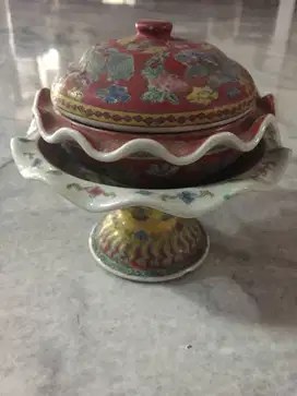 mangkuk antik motif