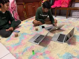 Terima laptop / macbook bekas semua kondisi / terima servise juga