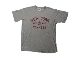 ts uniqlo x mlb NY Yankees
