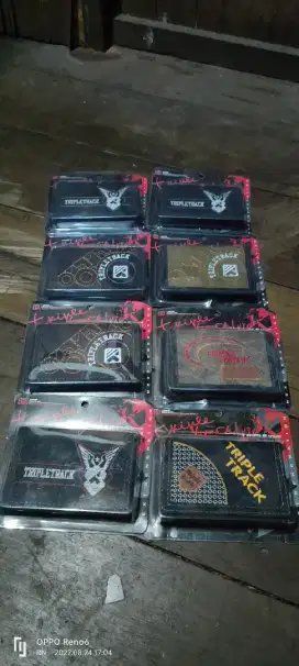 Dompet TripleTrack