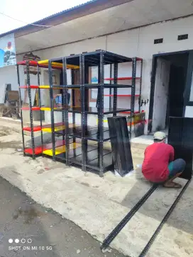 rak besi warna hitam bisa di bayar di tempat