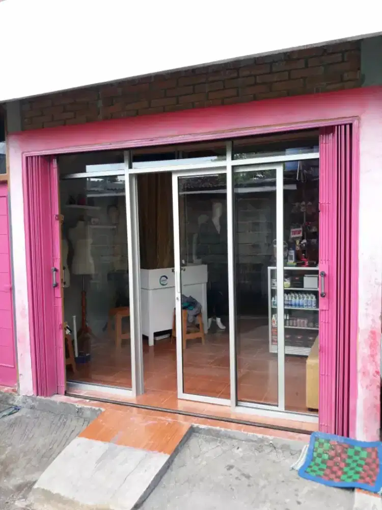 Pintu kaca folding kusen alumunium partisi sekat kaca gypsum
