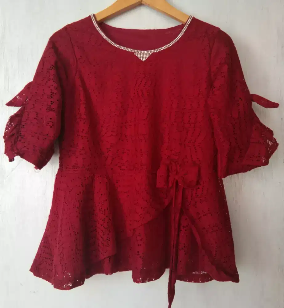Atasan Blouse Pita Brukat Premium,marun
