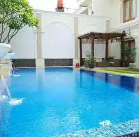 Spesialis tukang kolam renang