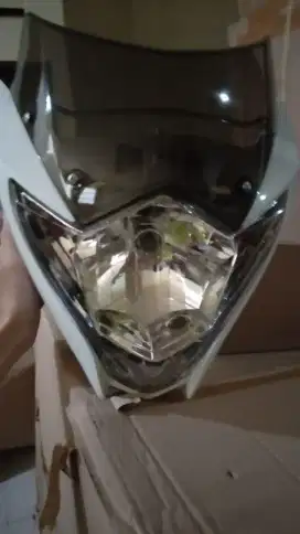 Topeng + lampu FU