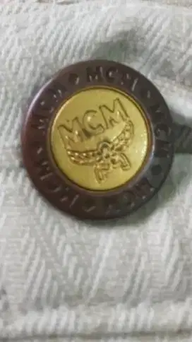 MCM, Authentic .