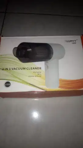 Vacuum cleaner charger