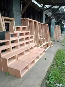 Kusen kayu bagus kamper jati