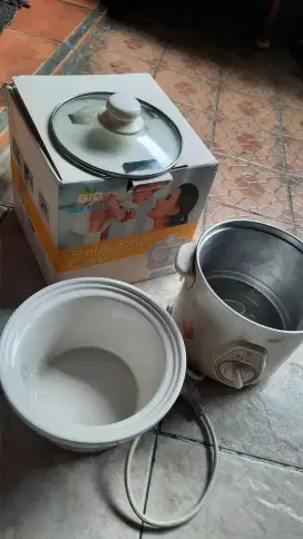 GIG Baby Slow Cooker 1.5 L preloved Bekas. Koja,jakut