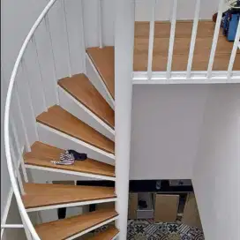 Tangga Putar Besi Galvanis