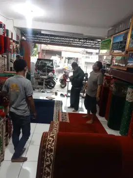 Menjual karpet masjid terima pesanan besar