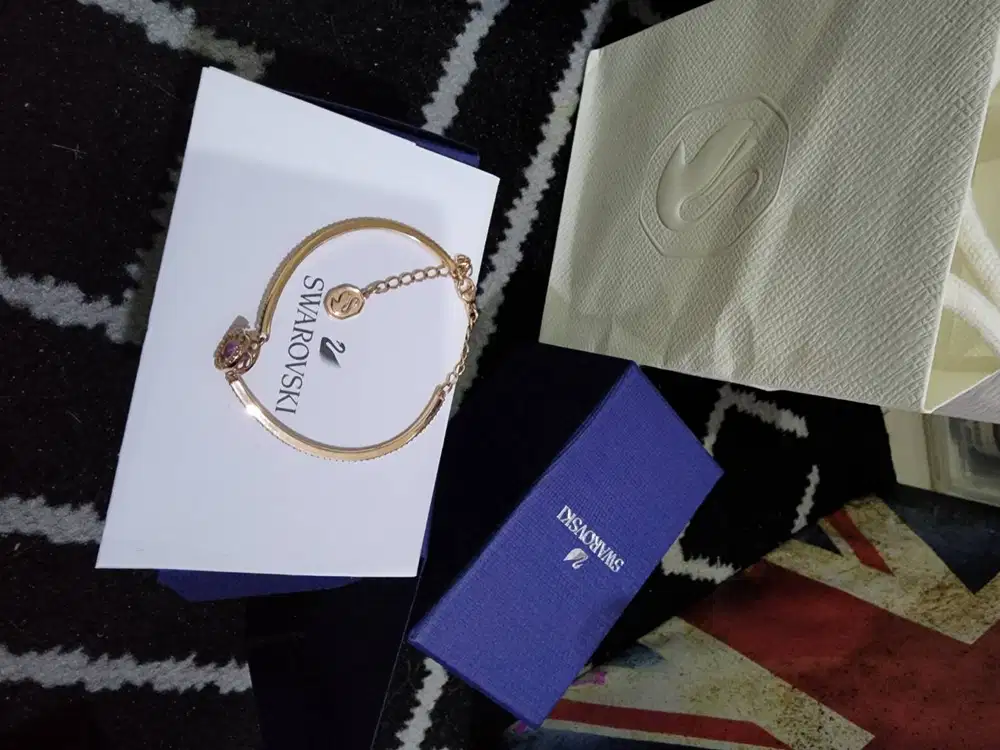 Gelang swarovski original lengkap