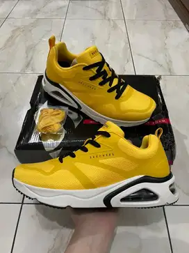 Sepatu Sport Skechers Street Los Angeles Pria Original