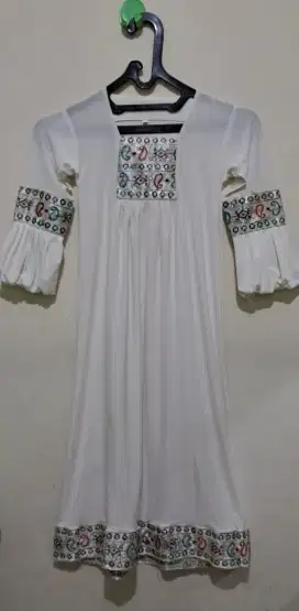 Gamis anak cewek usia 5-6th