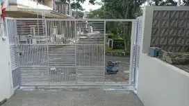 Pagar kotak kotak minimalis
