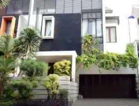 Rumah Megah Dalam Cluster di Billymoon Pondok Kelapa Duren Sawit