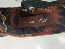 Kemeja batik panjang. Merk Indraloka ukuran L