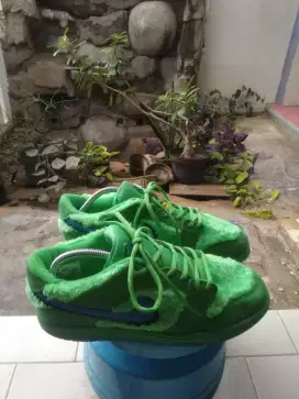 Di jual sepatu Merk: NIKE- X (Langka)