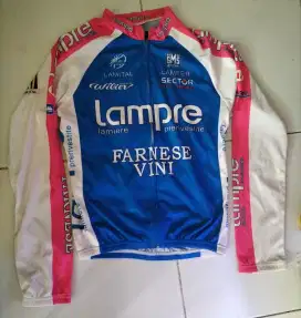 1pcs Baju gowes