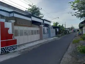 Jual Cepat Ruko dan Tanah Pinggir Jalan Bangunan Belakang Tingkat