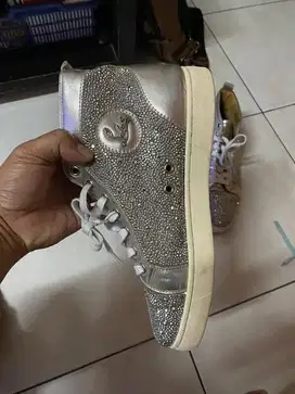 Sepatu Christian Loiboutin ori full kulit size 41 sangat mulus