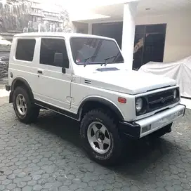 SUZUKI KATANA 4X4 1996 PUTIH