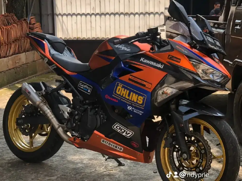 ninja 250 F1 2018 dua slinder full sriping