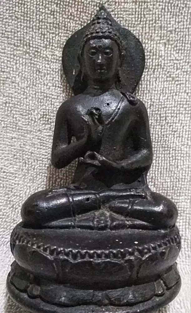 Pajangan Patung Buddha Meditasi