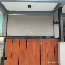 Tirai penahan hujan dan panas sinar matahari termurah