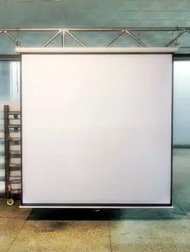 Screen Projector 84x84 (213cmx213cm)