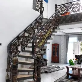 Railing tangga tempa klasik alferon ( Arcamanik )