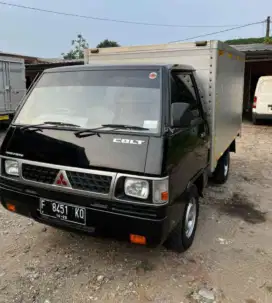 Mitsubishi l300 solar power stering 2008