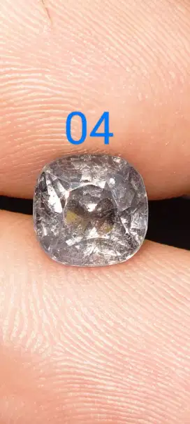 BATU CINCIN NATURAL PERMATA GRAY SPINEL 7,5x7,5x5 KODE 04