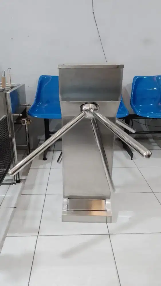 Pintu Putar Box Double Stainles Masuk Keluar