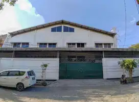 Jual gudang siap pakai di dukuh kupang barat bs KPG