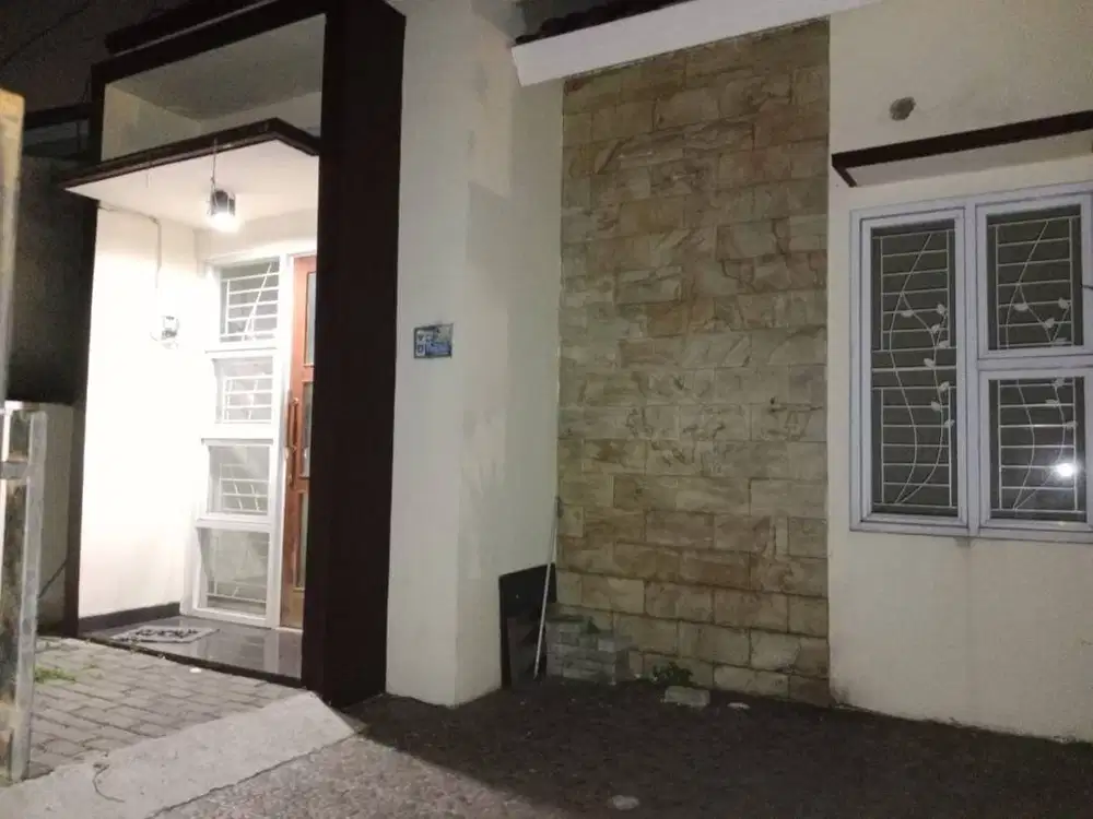 Bismillah dijual rumah siap huni cinangka 850juta