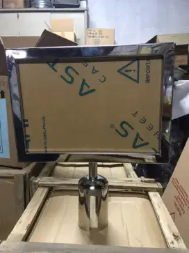 Frame Stainles A4 Landscape uk.31x23 cm untuk tiang antrian