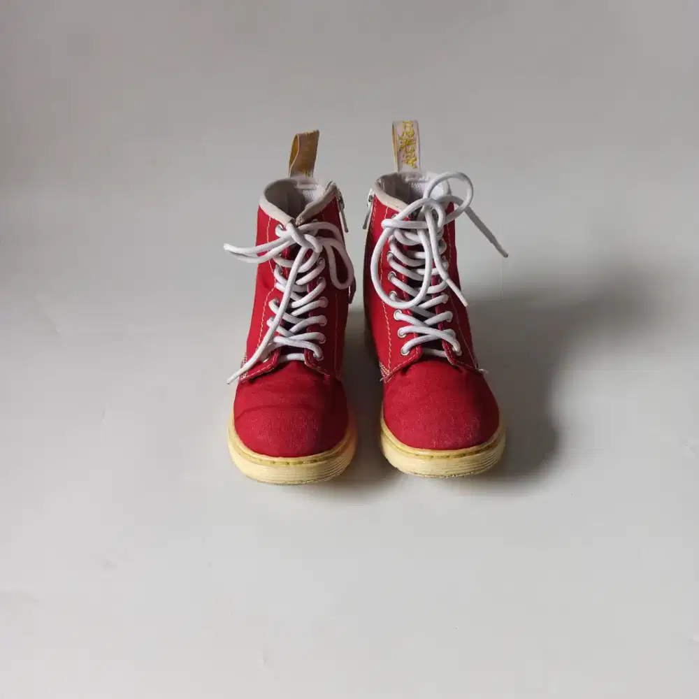 Dr martens brooklee true red size 6 uk kids