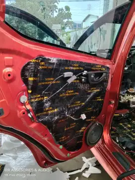 PEREDAM SUARA ALL MOBIL
