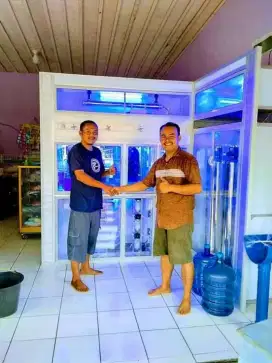 Depot air minum isi ulang galon
