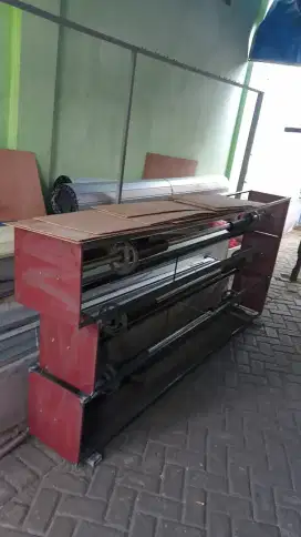 Rolling door baru