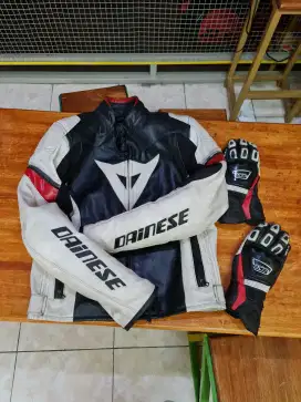 jaket dainese size 48 bonus sarung tangan