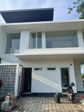 Bongkar pasang dan servis kusen pintu jendela aluminium