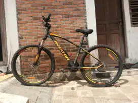Sepeda gunung MTB Aviator 2692XT