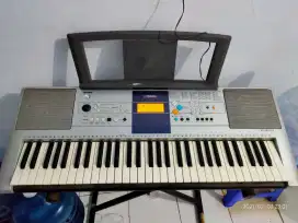 Keyboard Yamaha PSR-E323