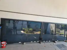 Pintu bingkai aluminium kaca