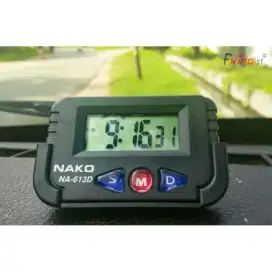 jam digital meja