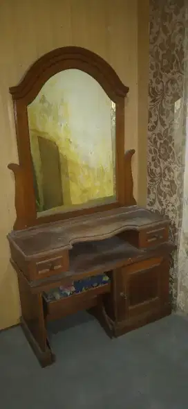 Meja Rias kayu Jati
