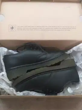 DR MARTENS - EVERLEY (For Kids) - Size: 31