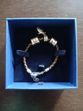 Gelang kulit bandul silver